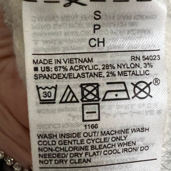 Old Navy Gray White Striped Shimmer Sparkle Split Hem Ribbed Sweater size S - Picture 7 of 7